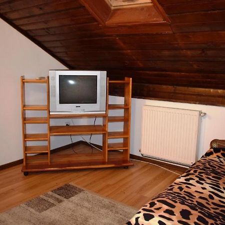 Rustic&Romantic Apartment Brașov Exterior foto